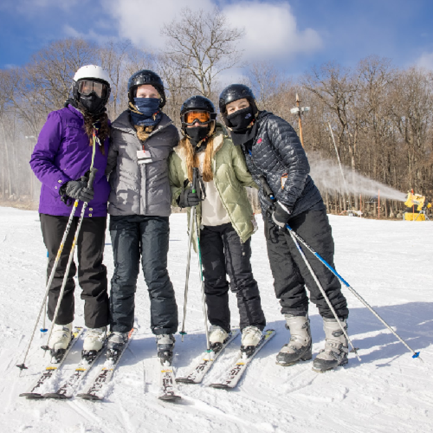 Picture of Mountain Masters Ski Program (7-19)